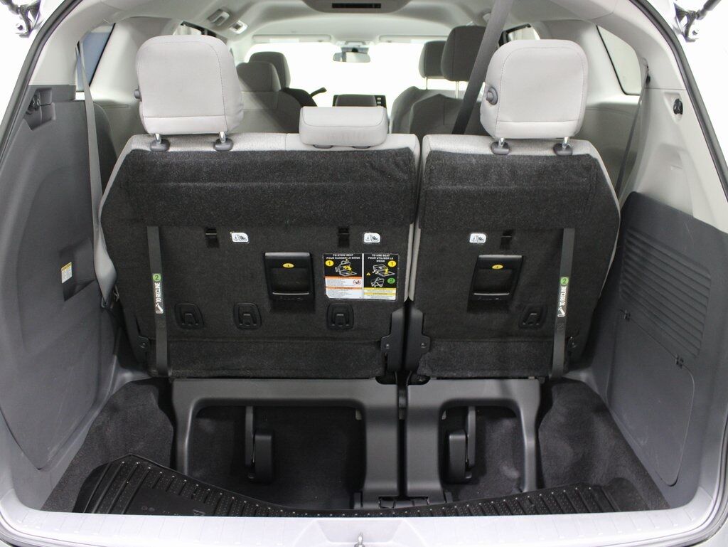 2024 Toyota Sienna LE FWD 8 Passenger Fond du Lac WI