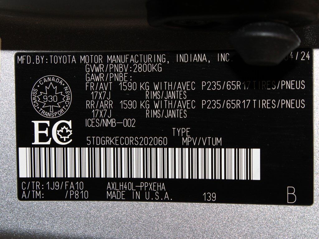2024 Toyota Sienna LE FWD 8 Passenger Fond du Lac WI