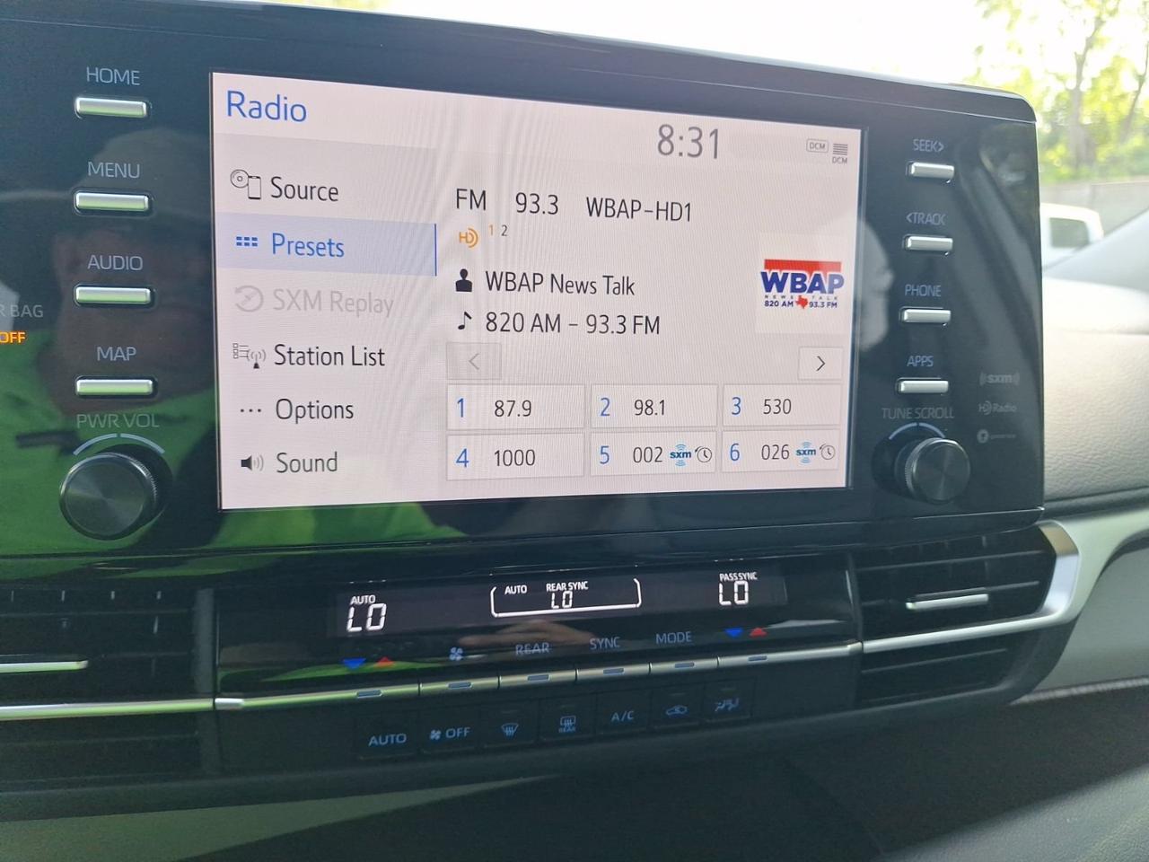 2024 Toyota Sienna LE Hurst TX
