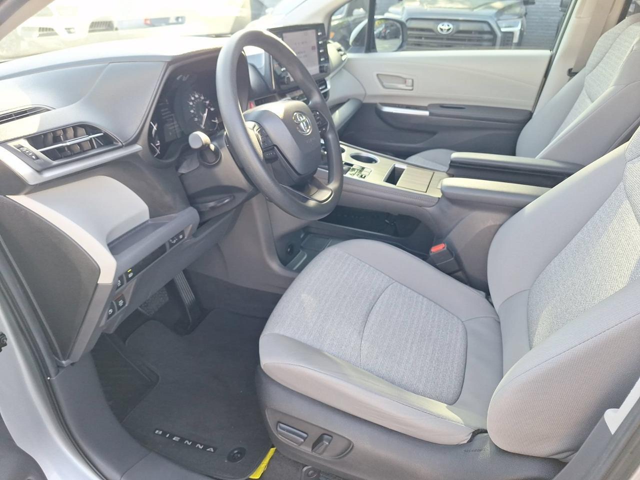 2024 Toyota Sienna LE Hurst TX