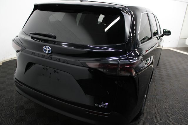 2024 Toyota Sienna LE Hybrid Chantilly VA