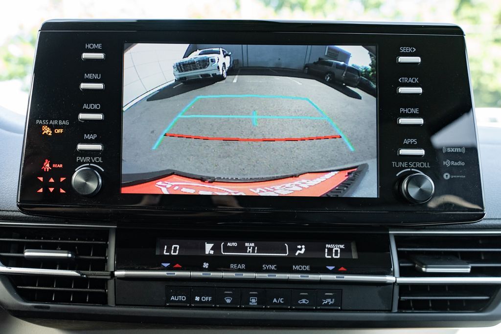 2024 Toyota Sienna LE Beaverton OR