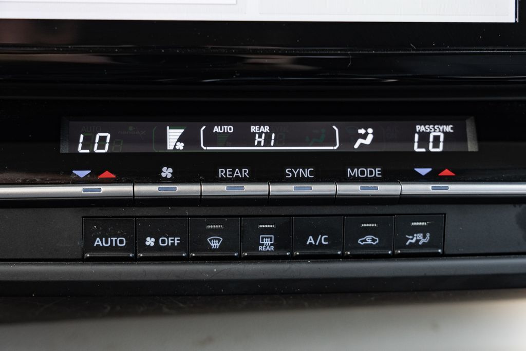 2024 Toyota Sienna LE Beaverton OR