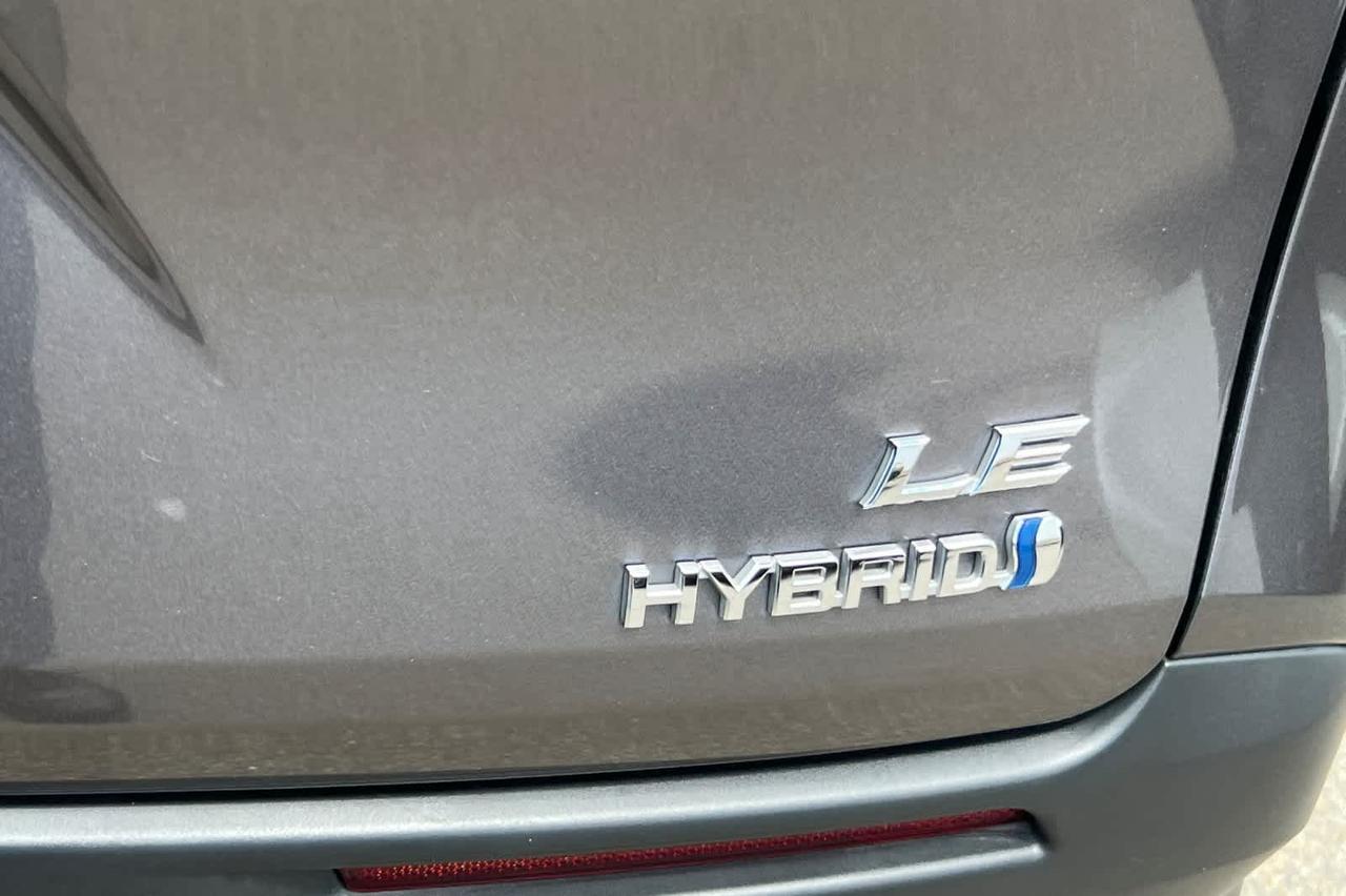 2024 Toyota Sienna LE Roseville CA