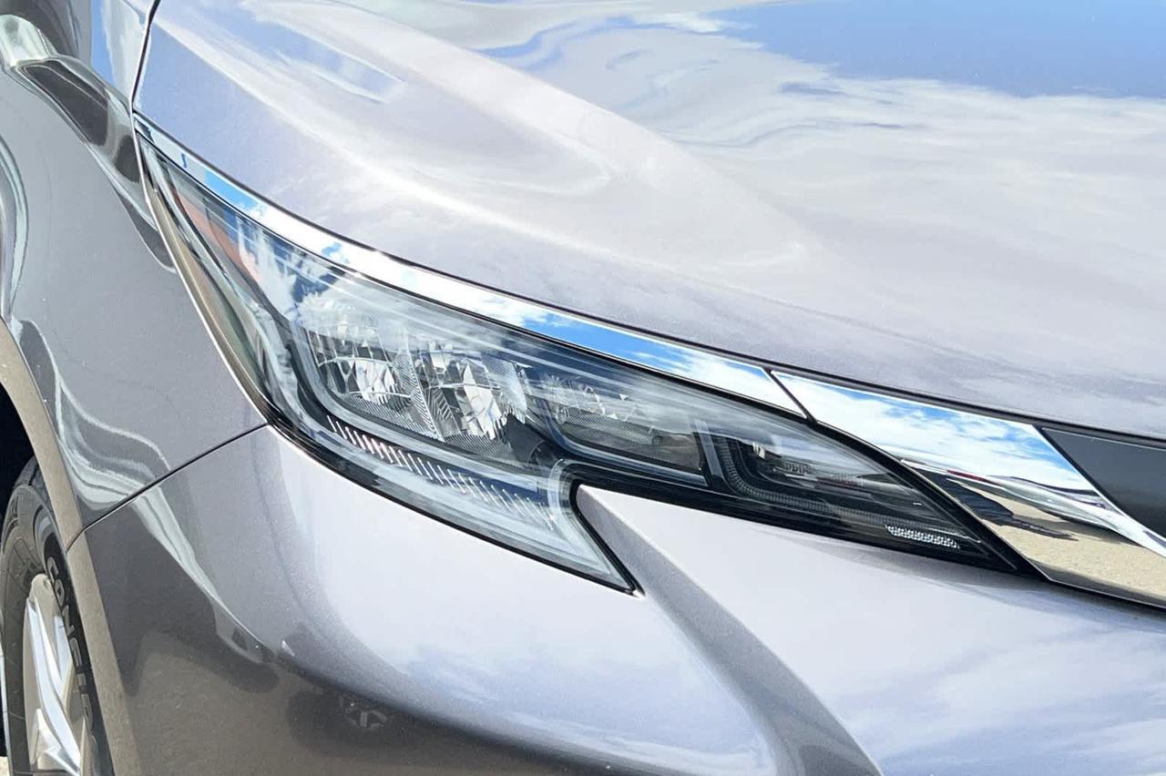 2024 Toyota Sienna LE Roseville CA