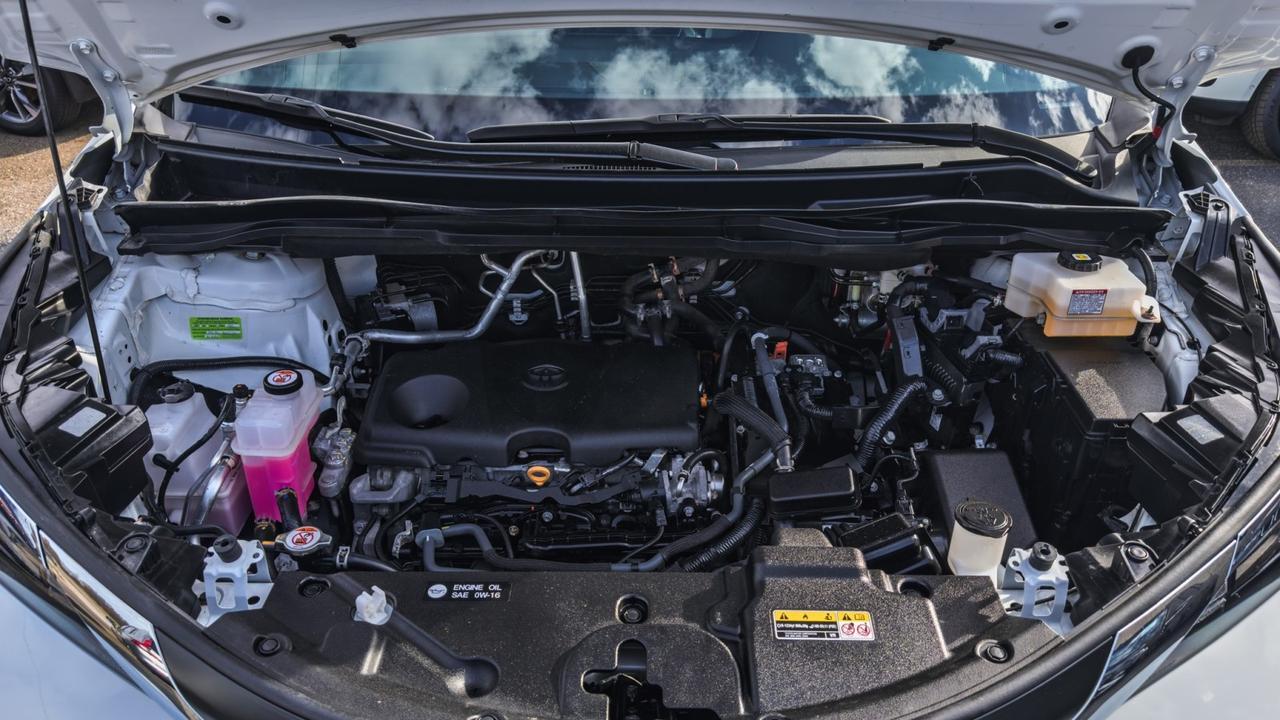 2024 Toyota Sienna LE WHEELCHAIR ACCESSIBLE Tallmadge OH