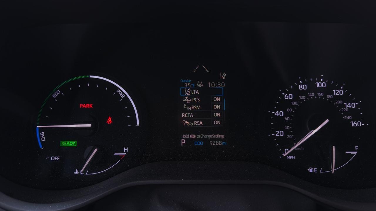 2024 Toyota Sienna LE WHEELCHAIR ACCESSIBLE Tallmadge OH