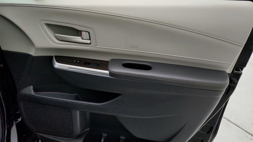 2024 Toyota Sienna LE Laurel MD