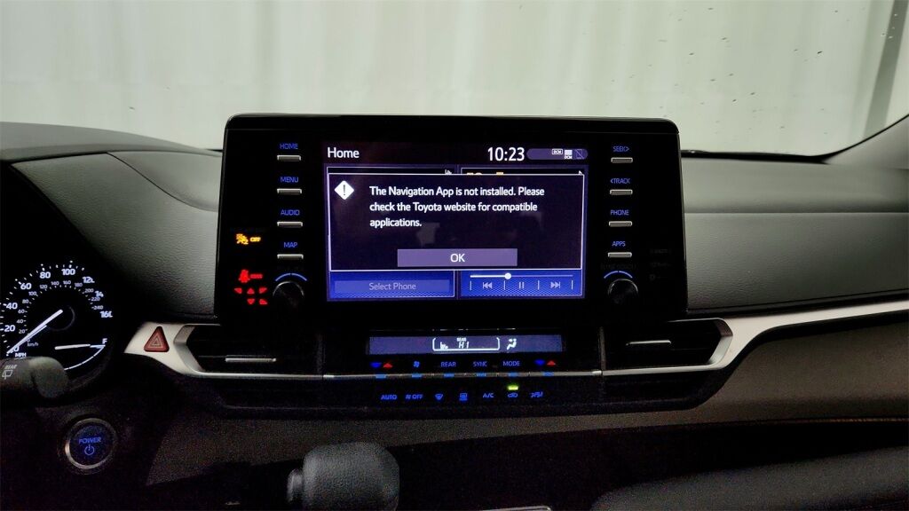 2024 Toyota Sienna LE Laurel MD