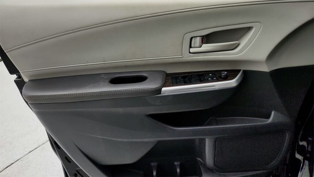 2024 Toyota Sienna LE Laurel MD