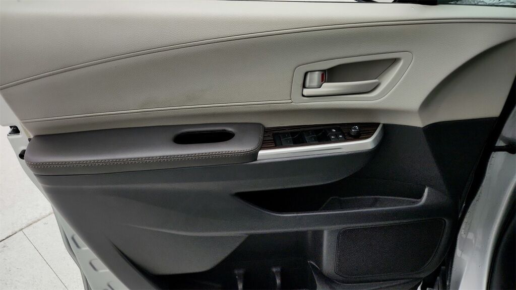 2024 Toyota Sienna LE Laurel MD