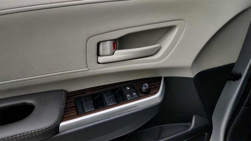 2024 Toyota Sienna LE Laurel MD