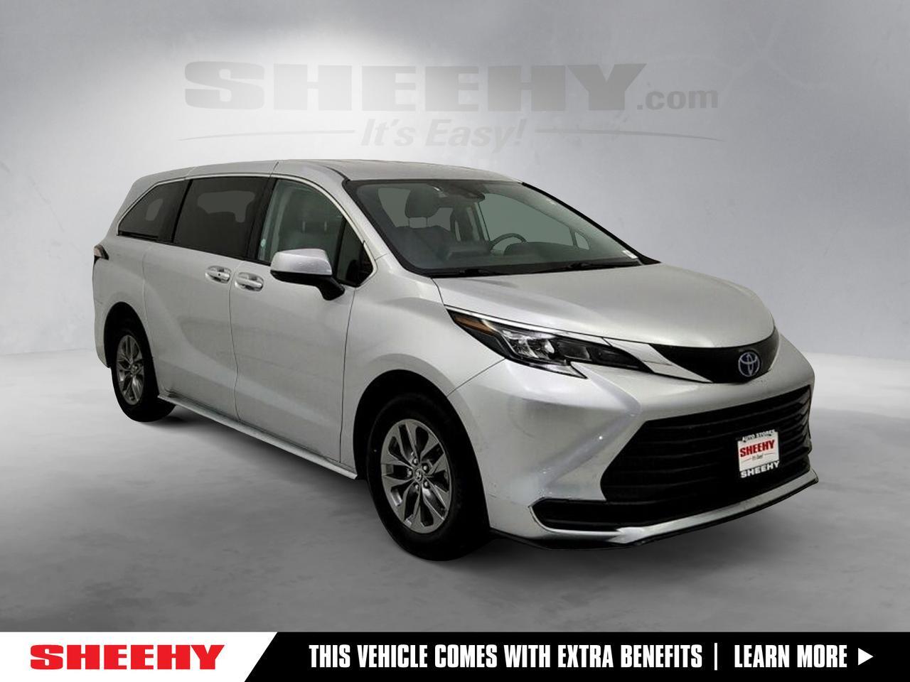 2024 Toyota Sienna LE