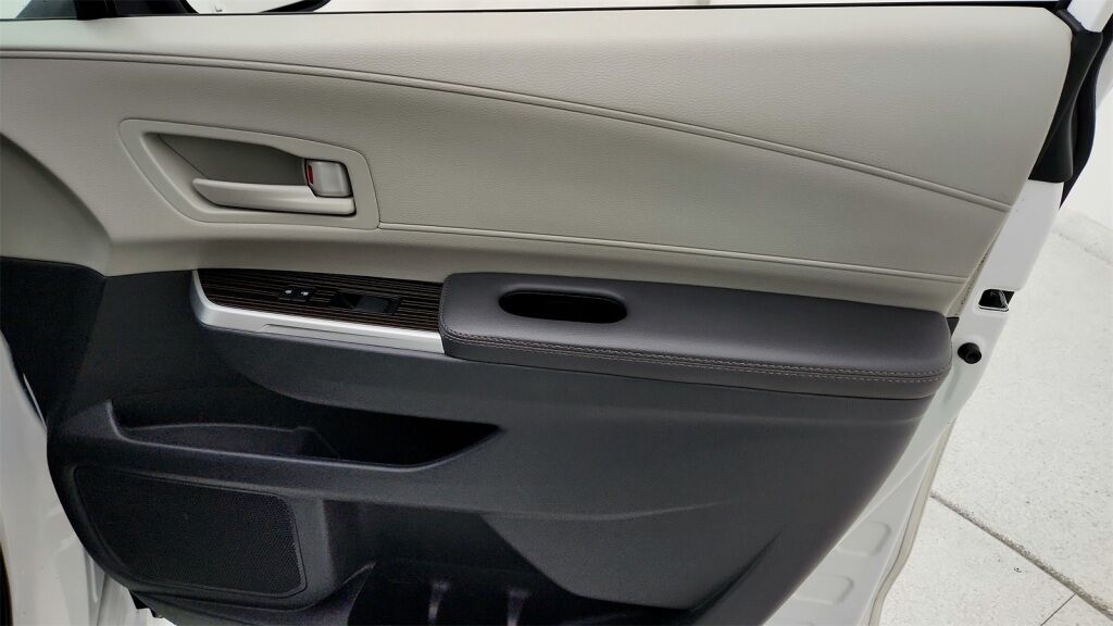 2024 Toyota Sienna LE Laurel MD