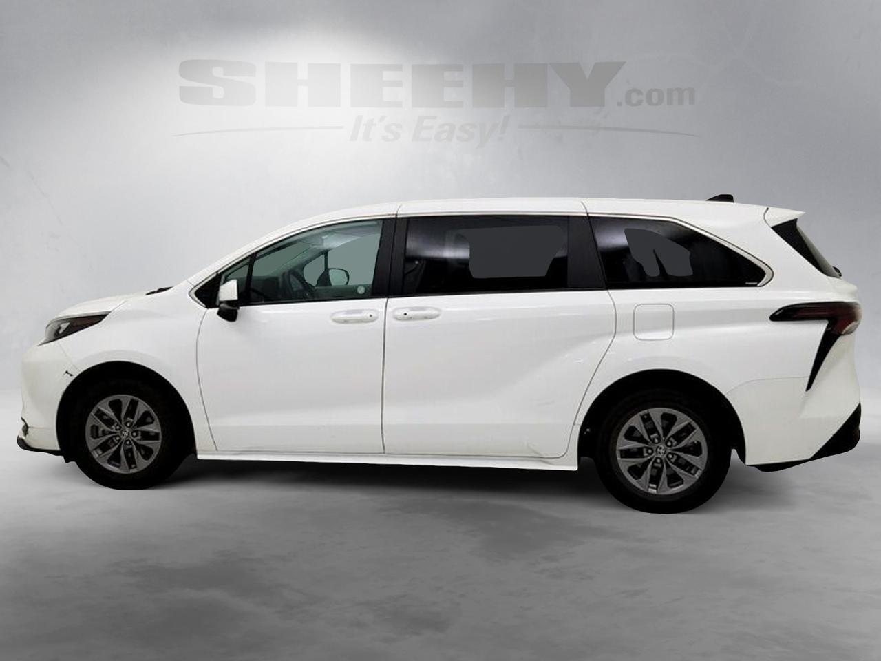 2024 Toyota Sienna LE Laurel MD