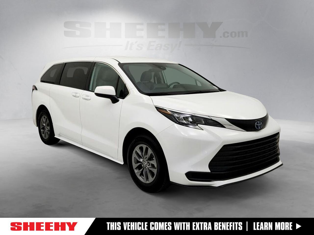 2024 Toyota Sienna LE