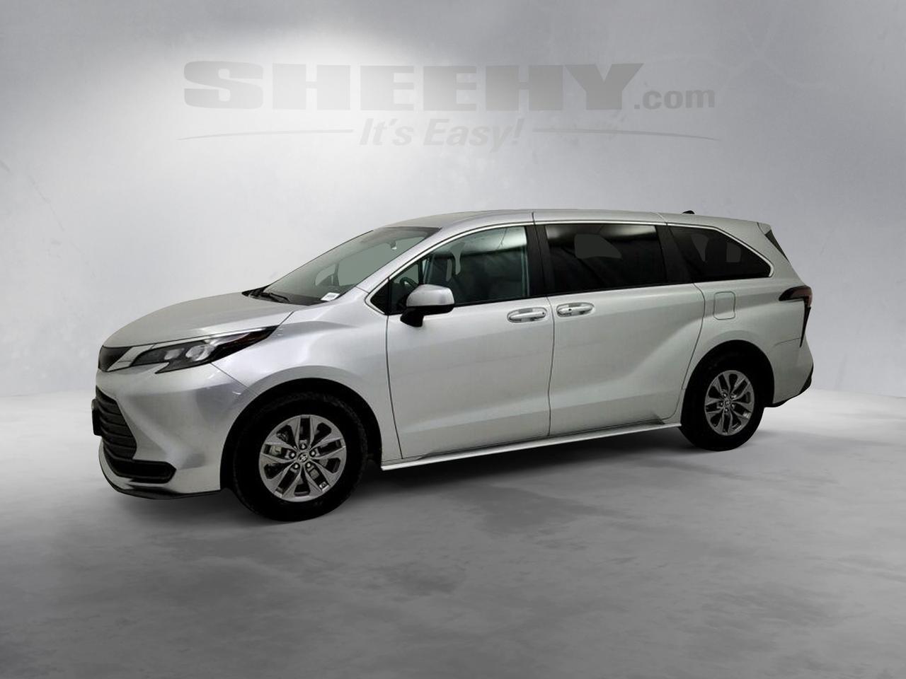 2024 Toyota Sienna LE Laurel MD