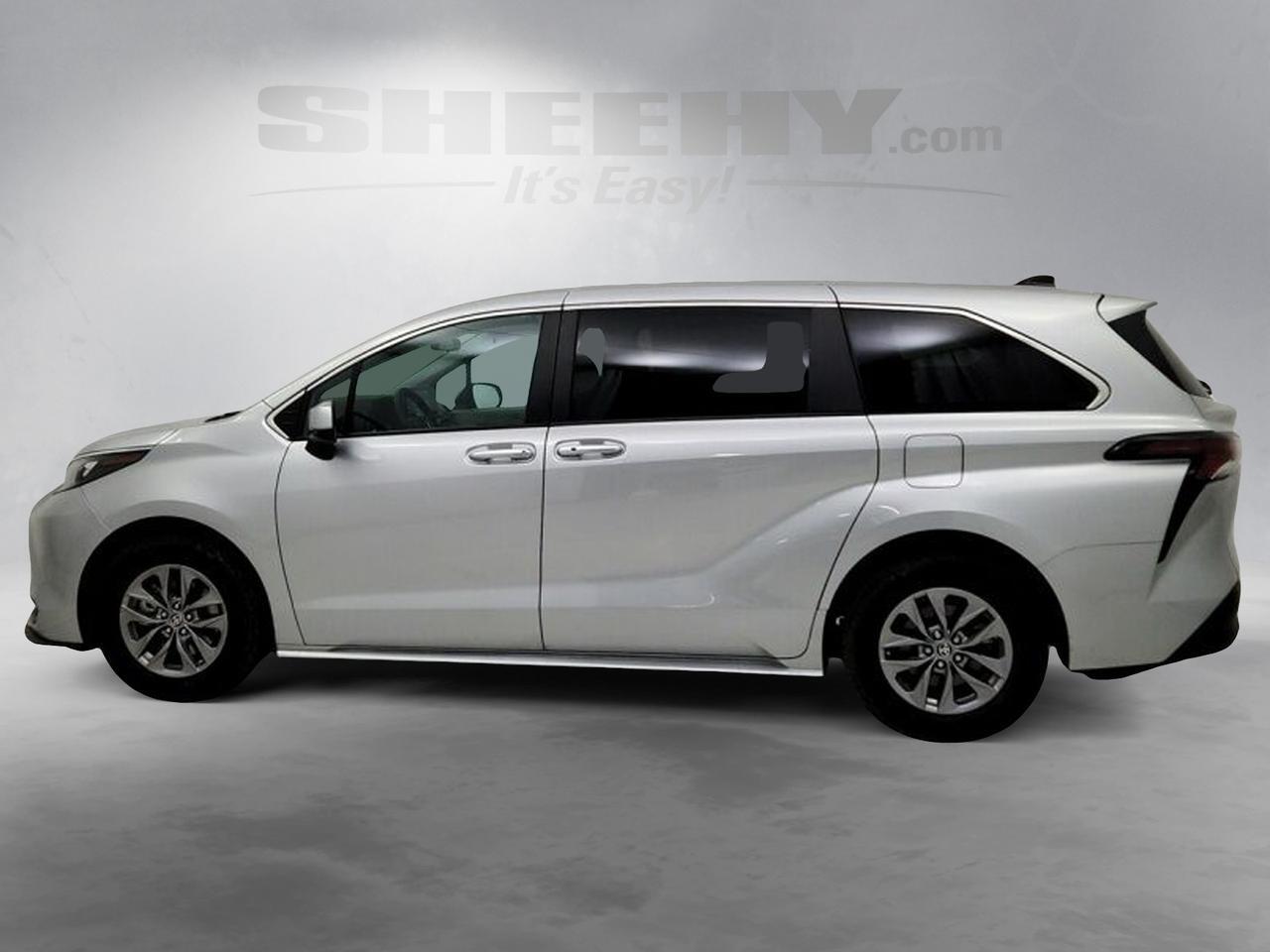 2024 Toyota Sienna LE Laurel MD
