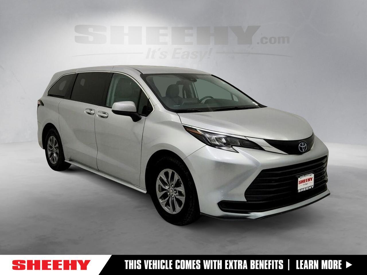 2024 Toyota Sienna LE