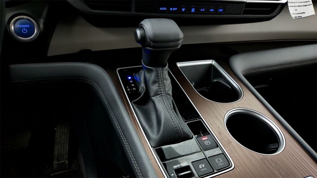 2024 Toyota Sienna LE Laurel MD