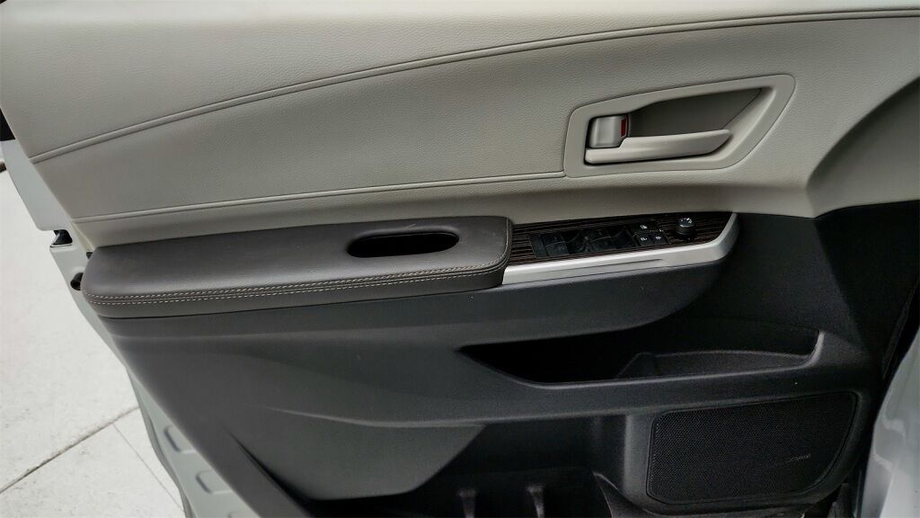 2024 Toyota Sienna LE Laurel MD