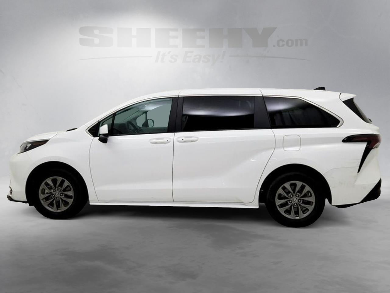 2024 Toyota Sienna LE Laurel MD