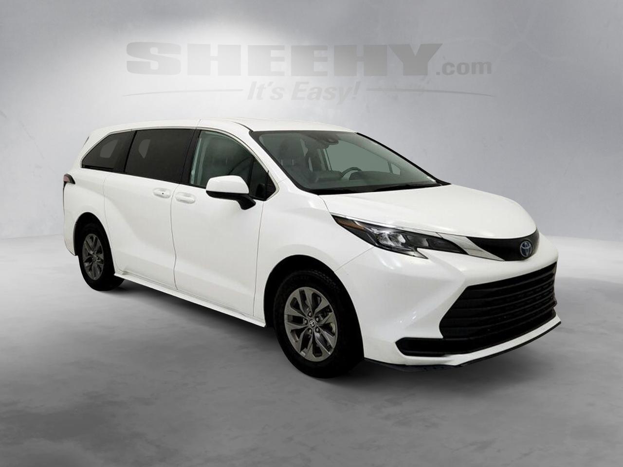 2024 Toyota Sienna LE Laurel MD