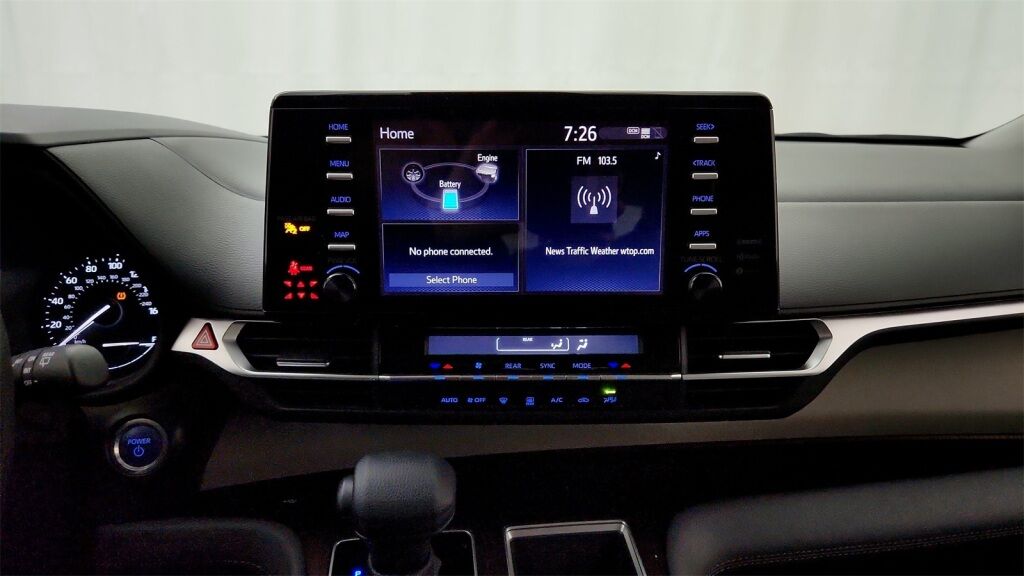 2024 Toyota Sienna LE Laurel MD