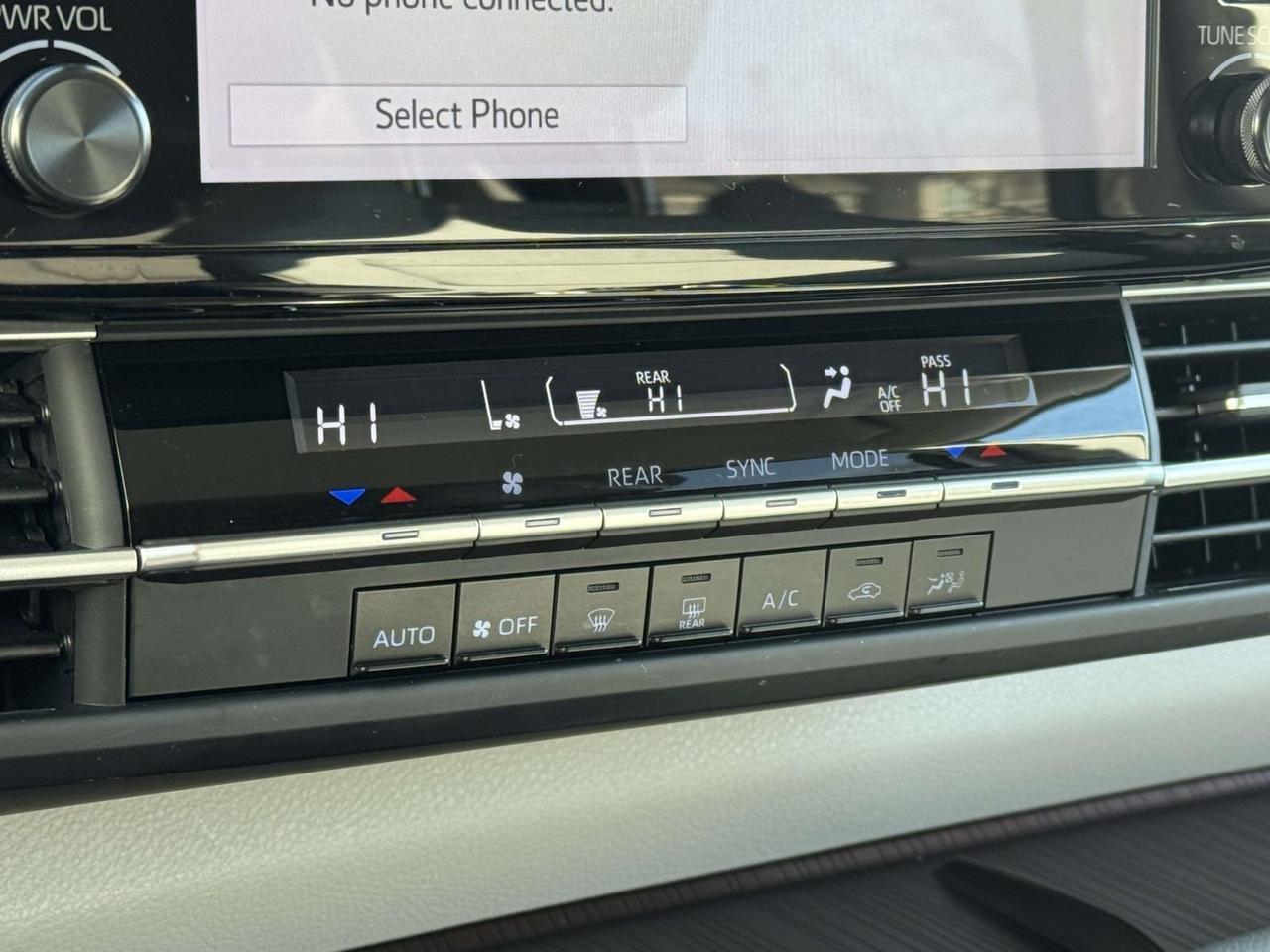 2024 Toyota Sienna LE Fredericksburg VA