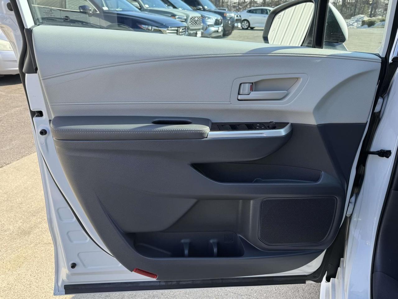 2024 Toyota Sienna LE Fredericksburg VA