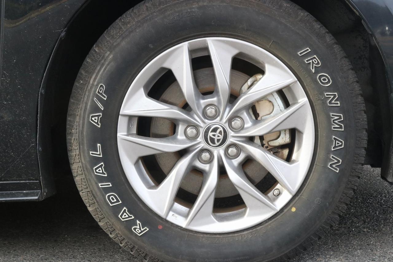 2024 Toyota Sienna LE Fredericksburg VA