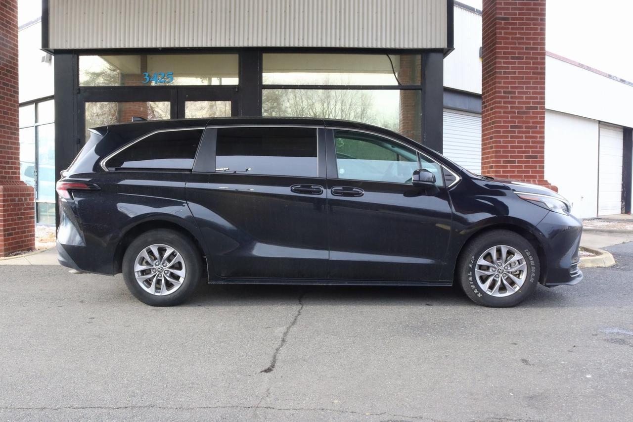 2024 Toyota Sienna LE Fredericksburg VA