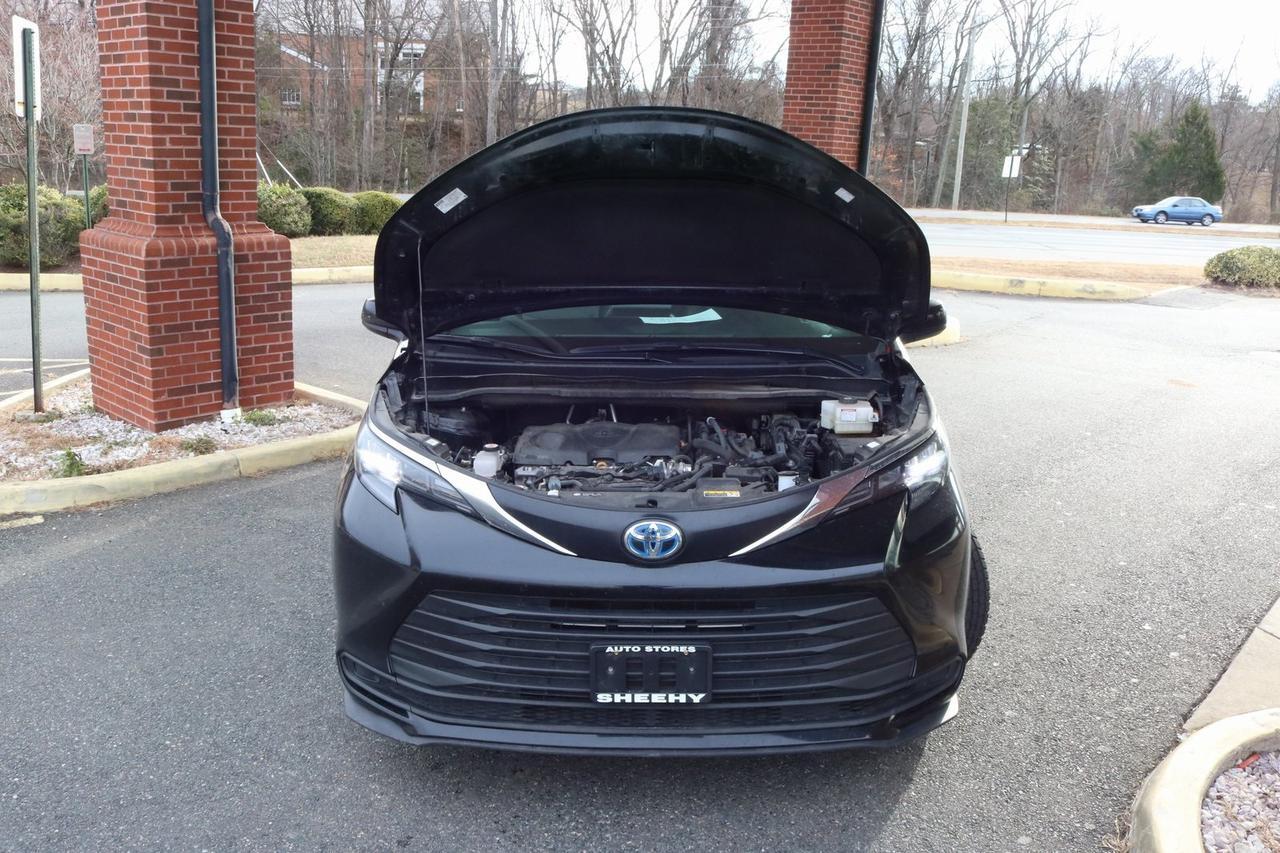 2024 Toyota Sienna LE Fredericksburg VA