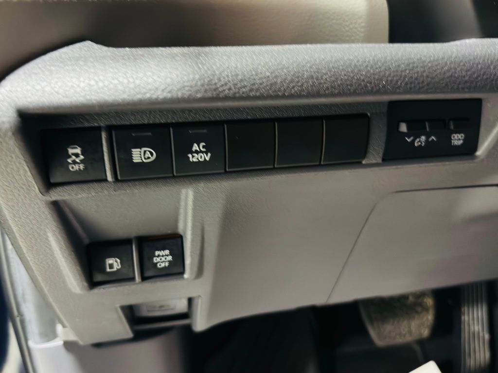 2024 Toyota Sienna Limited Jersey City NJ