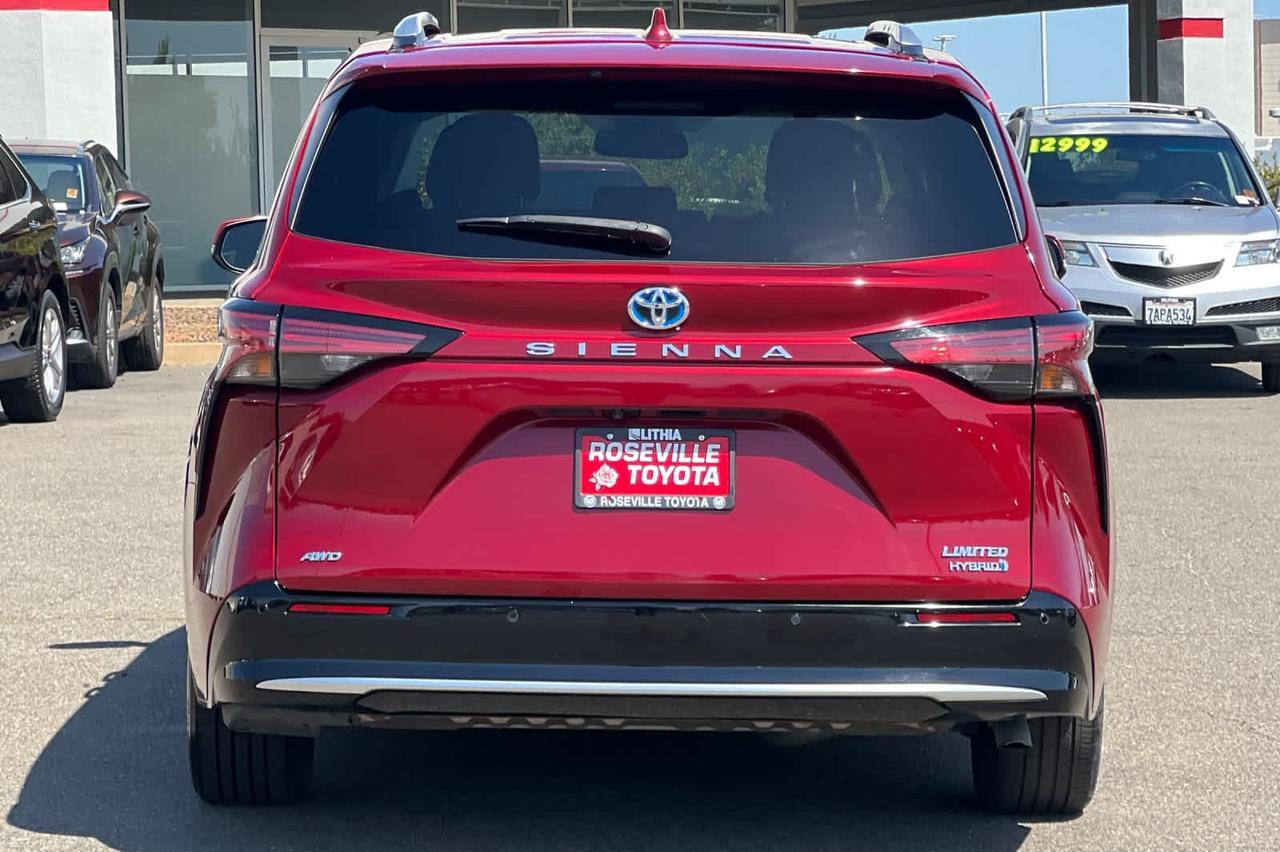 2024 Toyota Sienna Limited Roseville CA