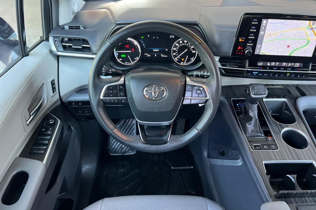 2024 Toyota Sienna Limited Roseville CA