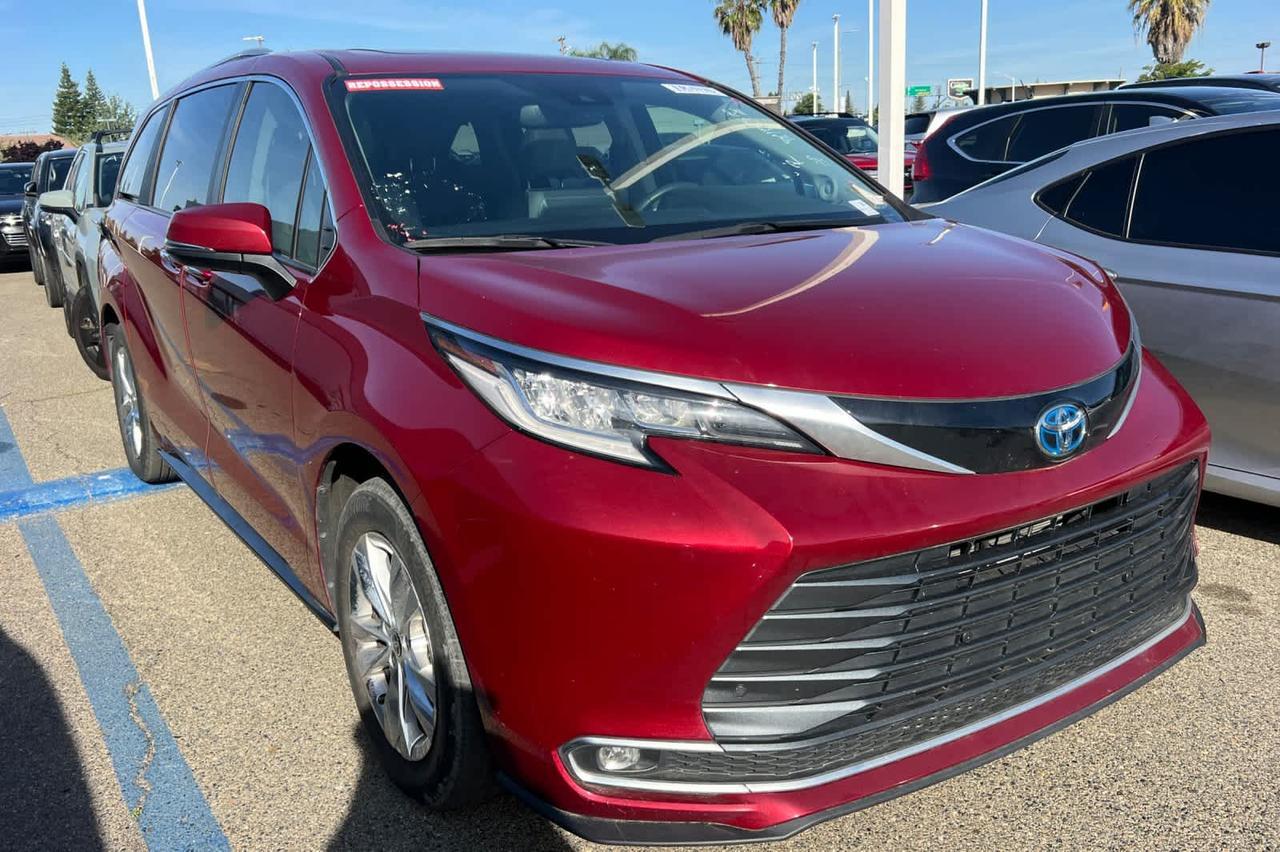 2024 Toyota Sienna Limited