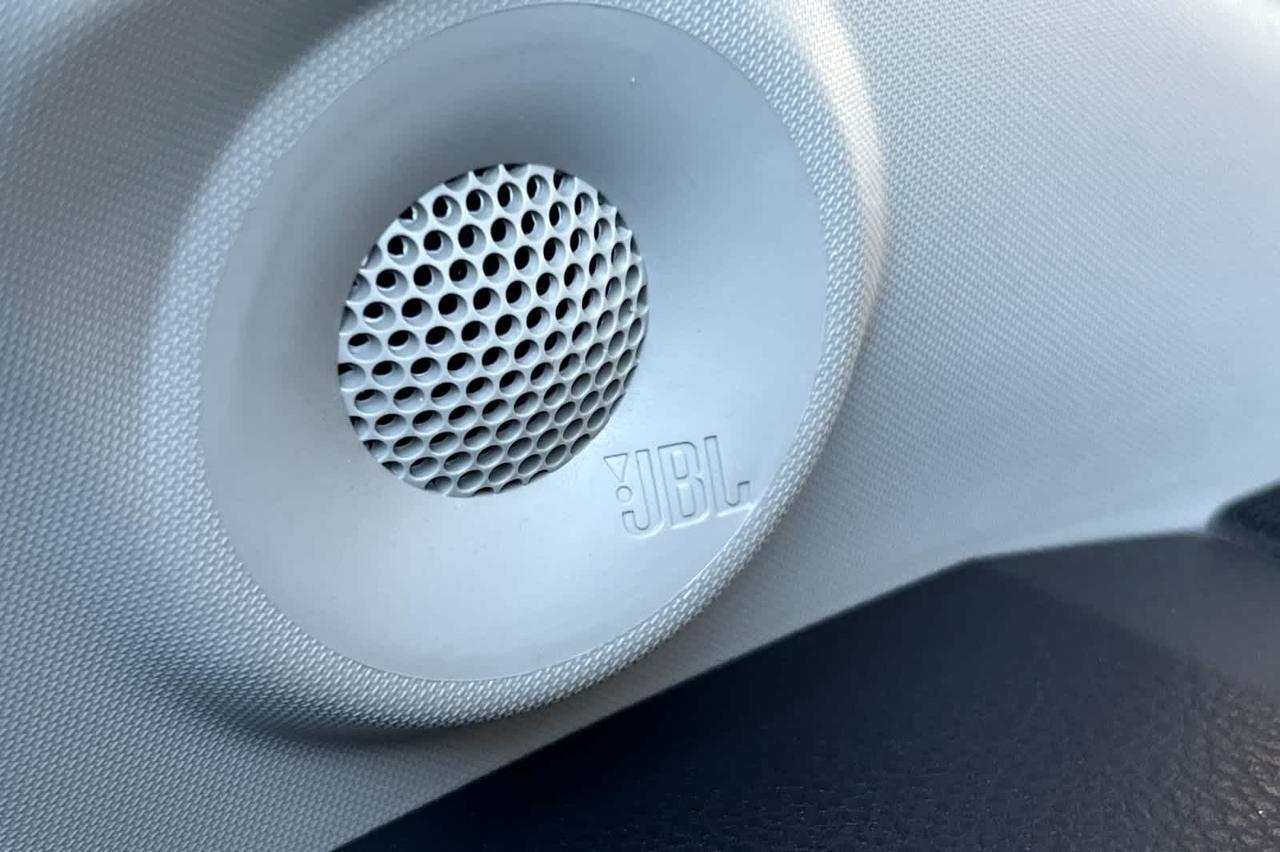 2024 Toyota Sienna Limited Roseville CA