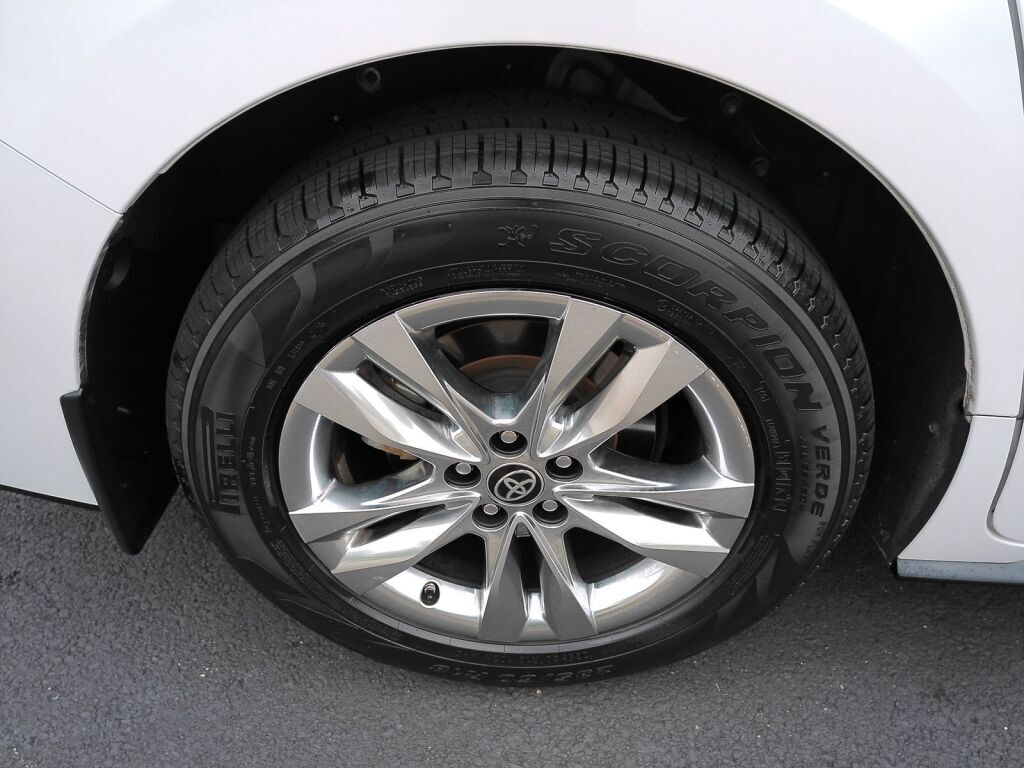 2024 Toyota Sienna Limited Richmond VA