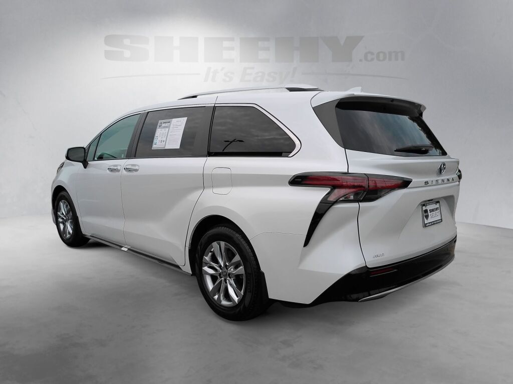 2024 Toyota Sienna Limited Richmond VA