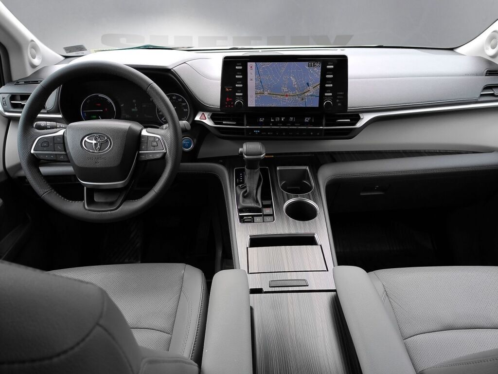 2024 Toyota Sienna Limited Richmond VA