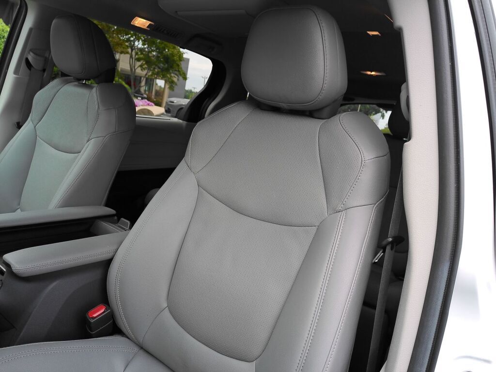 2024 Toyota Sienna Limited Richmond VA