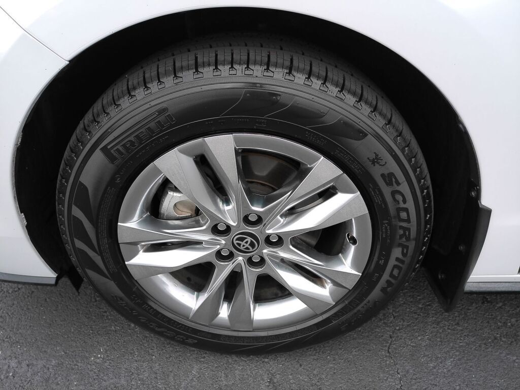 2024 Toyota Sienna Limited Richmond VA