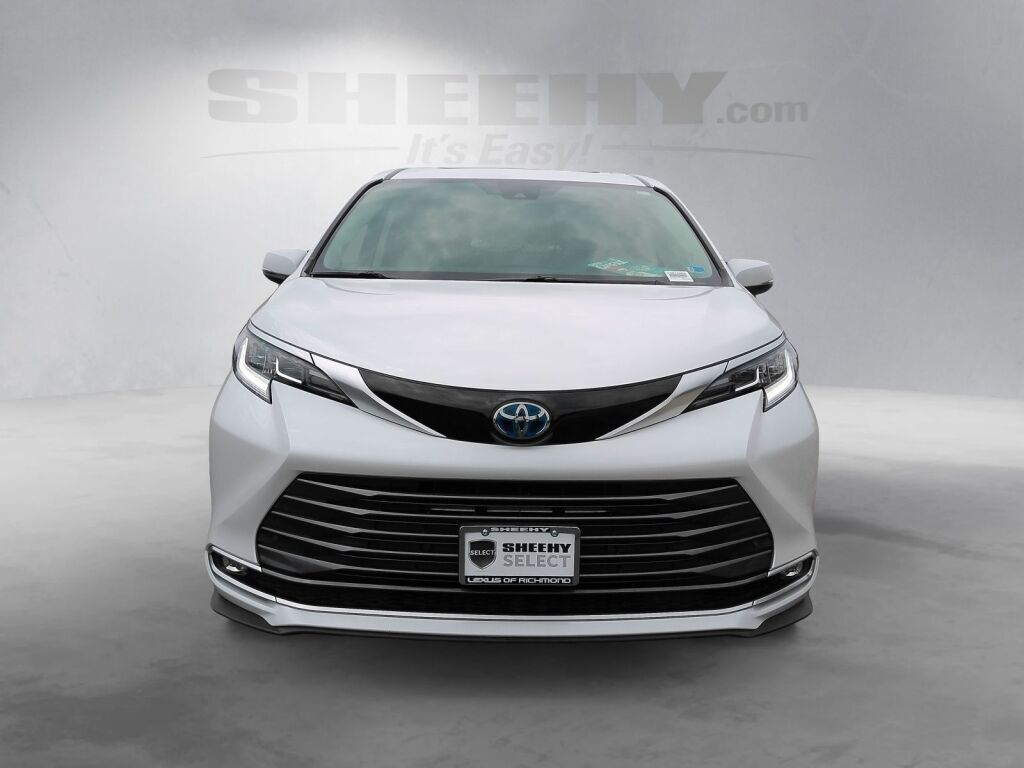 2024 Toyota Sienna Limited Richmond VA