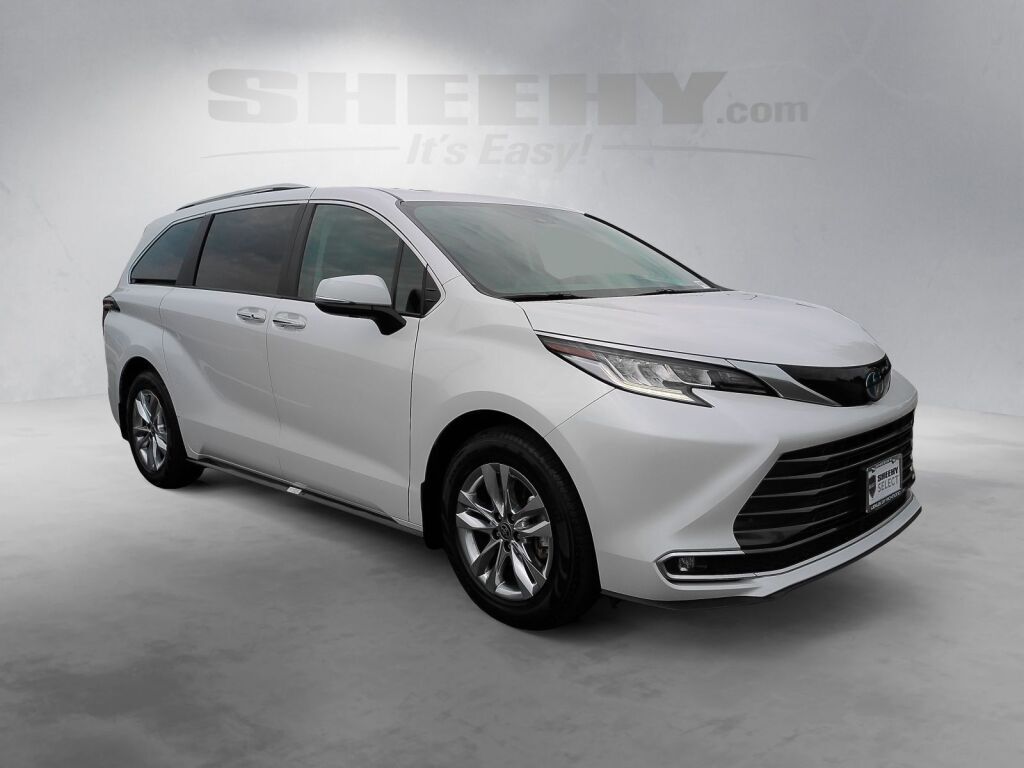 2024 Toyota Sienna Limited Richmond VA