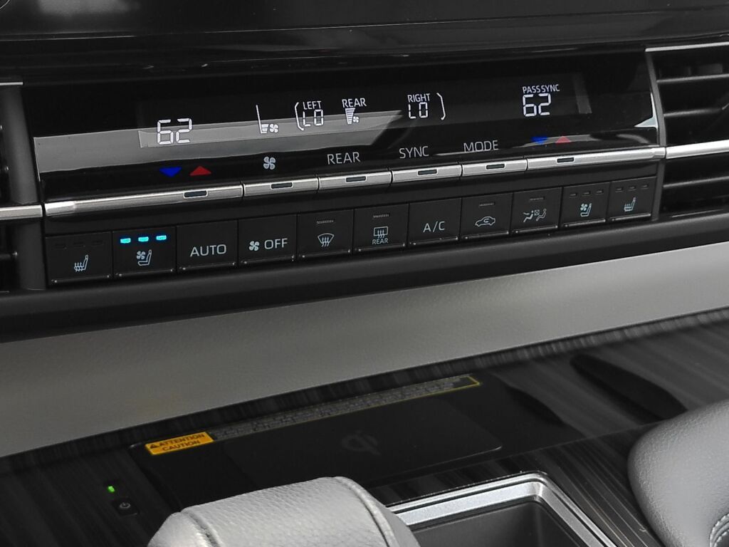 2024 Toyota Sienna Limited Richmond VA