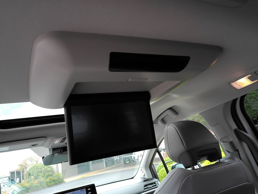 2024 Toyota Sienna Limited Richmond VA
