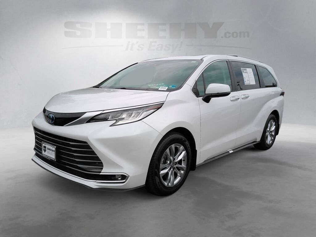 2024 Toyota Sienna Limited Richmond VA