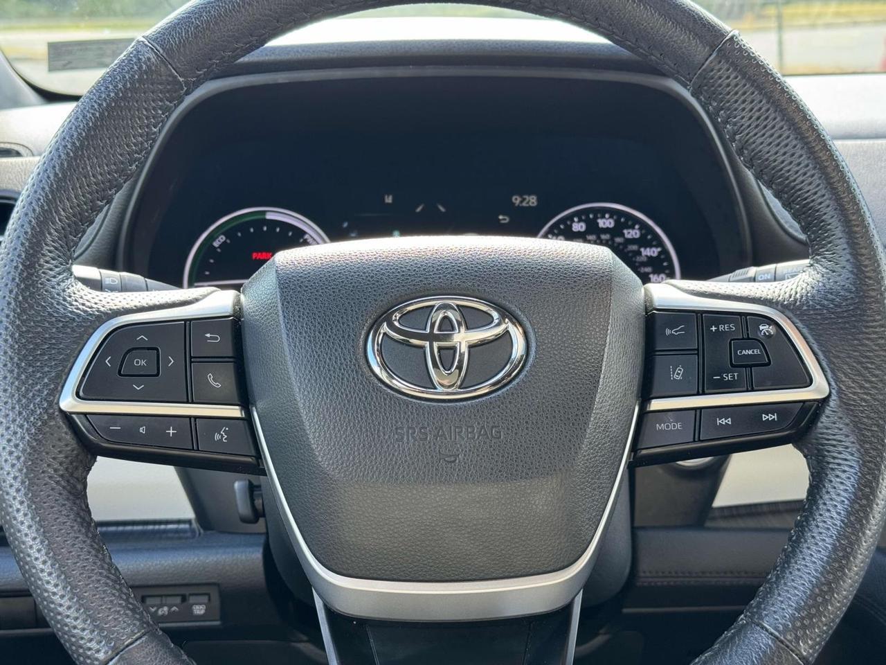 2024 Toyota Sienna Limited Fredericksburg VA