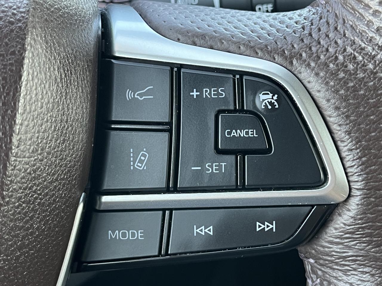 2024 Toyota Sienna Platinum 7 Passenger Stafford VA